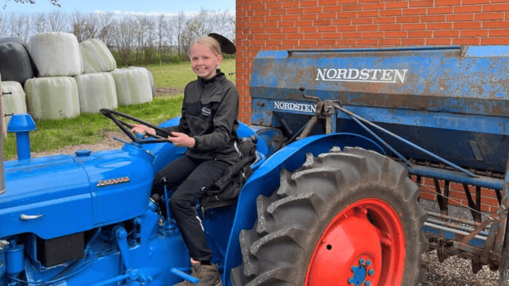 Traktor auf dem Nørregård